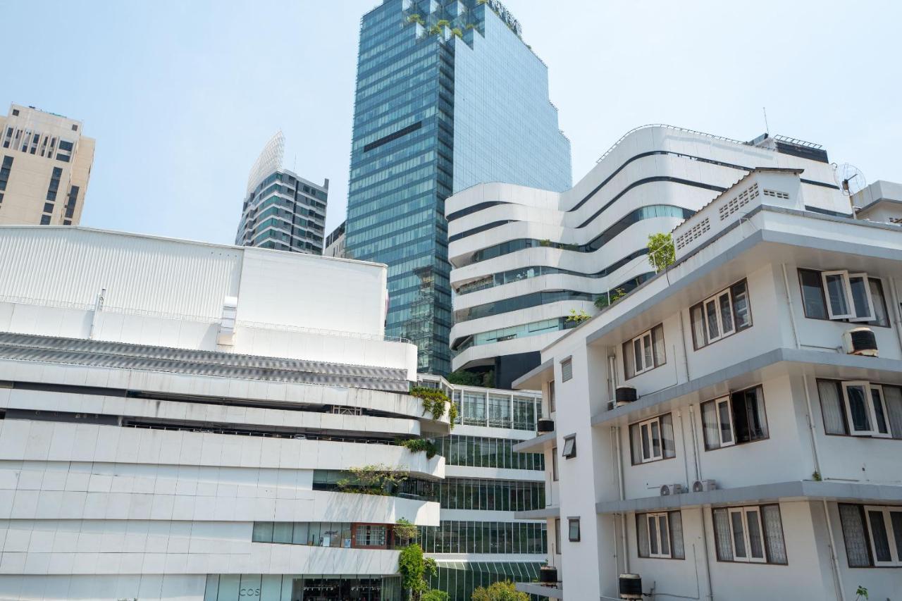 Speck Bangkok Hostel Exterior photo